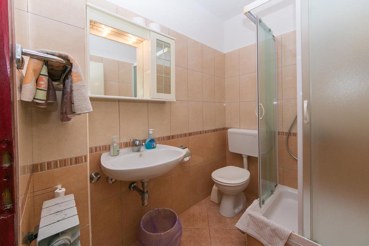 Triple Room Brela 2752A Bagian luar foto