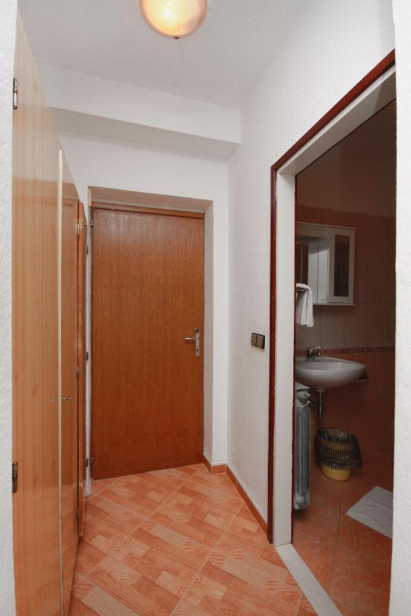 Triple Room Brela 2752A Bagian luar foto