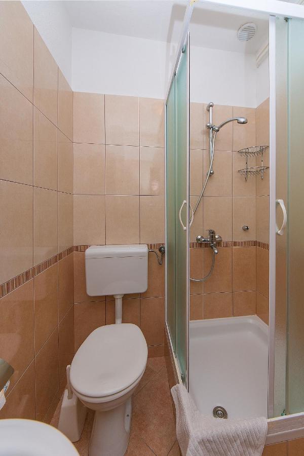 Triple Room Brela 2752A Bagian luar foto